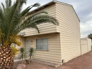 Photo #1: 2670865 Listing 