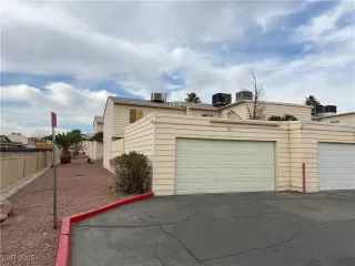 Photo #2: 2670865 Listing 