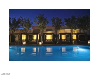 Photo #2: 2670888 Listing 