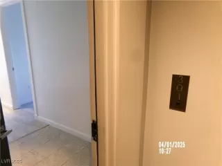 Photo #3: 2670888 Listing 