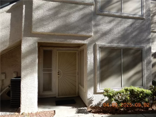 MLS: 2670943 Condo For Sale