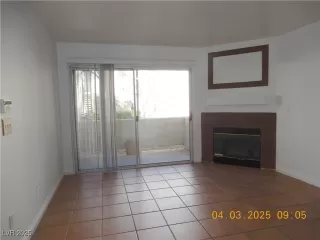 Photo #6: 2670943 Listing 