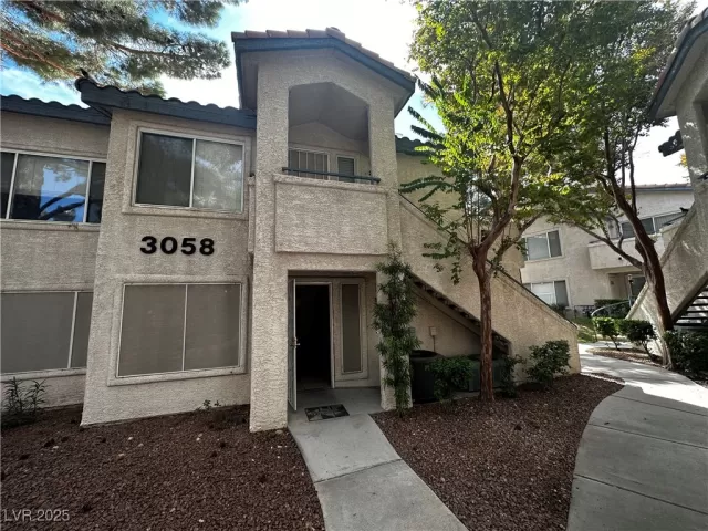 MLS: 2670947 Condo For Sale