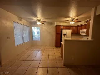 Photo #5: 2670947 Listing 