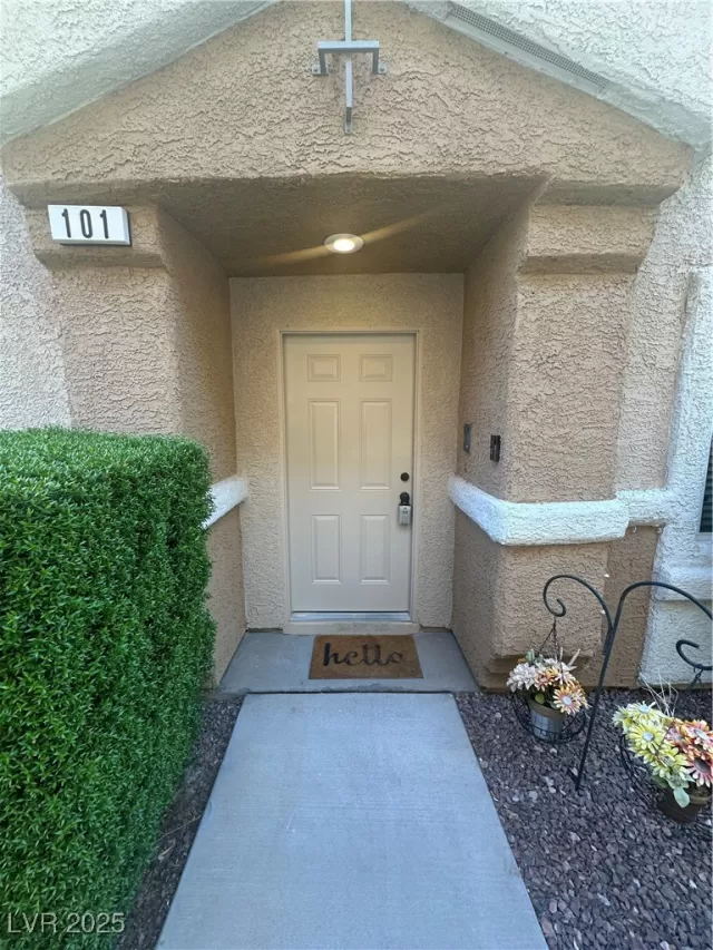 MLS: 2670955 Condo For Sale