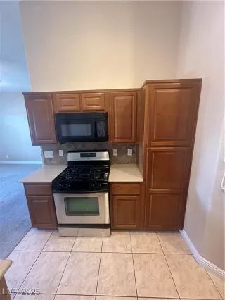 Photo #6: 2670955 Listing 