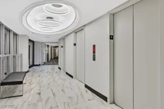 Photo #3: 2670986 Listing