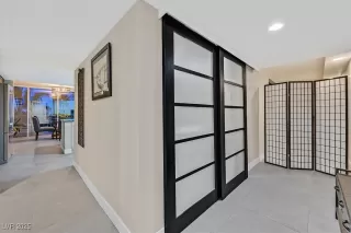 Photo #5: 2670986 Listing