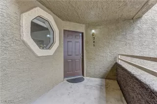 Photo #1: 2670997 Listing 