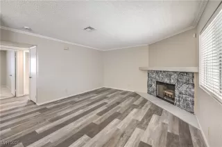 Photo #5: 2670999 Listing