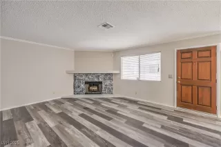 Photo #6: 2670999 Listing