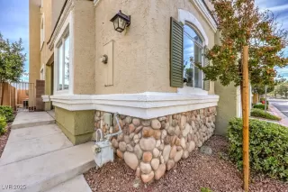 Photo #1: 2671010 Listing 