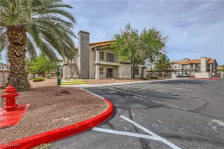 Photo #3: 2671018 Listing 