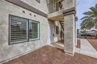 Photo #4: 2671018 Listing 