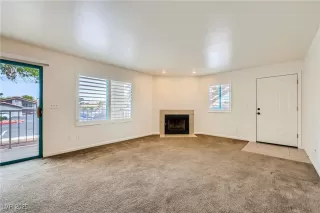 Photo #6: 2671018 Listing 