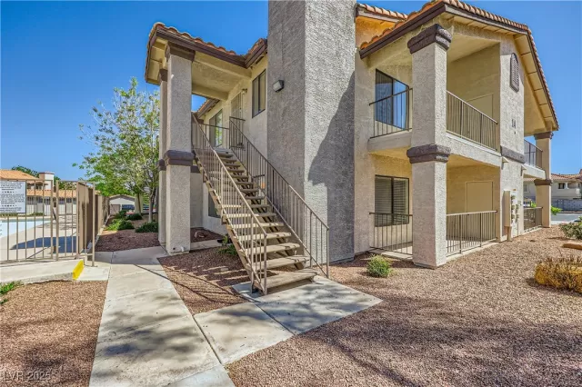 MLS: 2671027 Condo For Sale