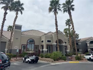 Photo #2: 2671039 Listing 