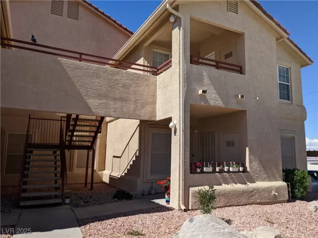 MLS: 2671052 Condo For Sale