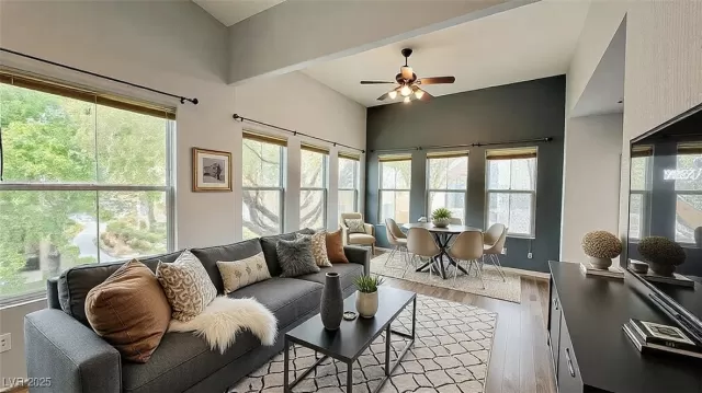 MLS: 2671066 Condo For Sale