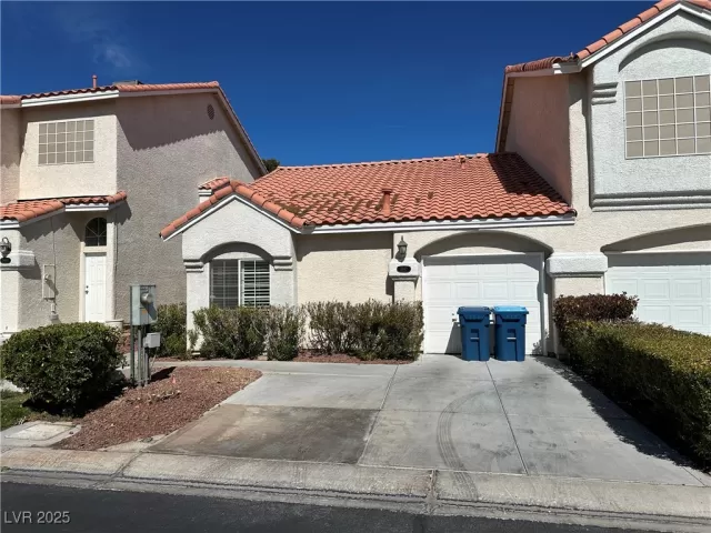 MLS: 2671070 Condo For Sale