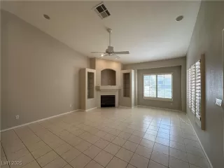 Photo #2: 2671070 Listing 