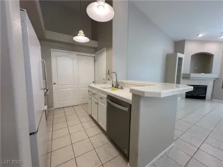 Photo #6: 2671070 Listing 