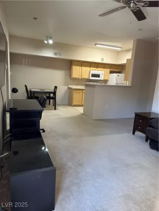 Photo #2: 2671071 Listing