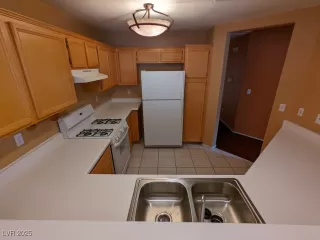 Photo #6: 2671074 Listing 