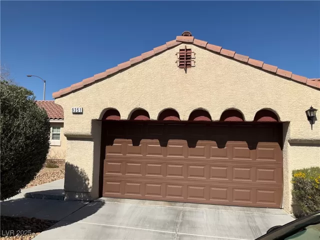 MLS: 2671077 Condo For Sale