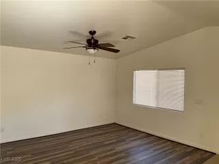 Photo #3: 2671077 Listing 