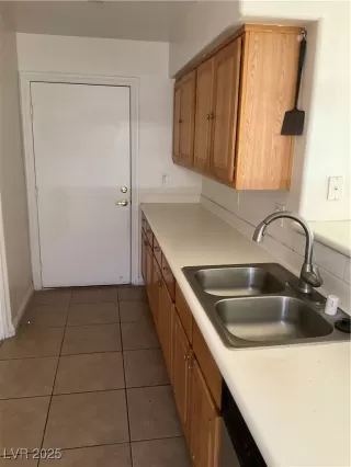 Photo #6: 2671077 Listing 