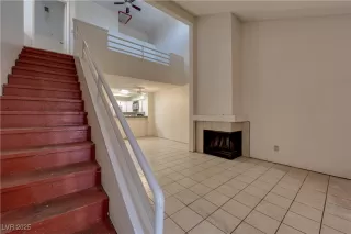 Photo #4: 2671160 Listing