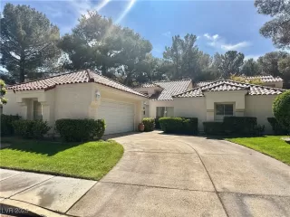 Photo #1: 2671166 Listing 