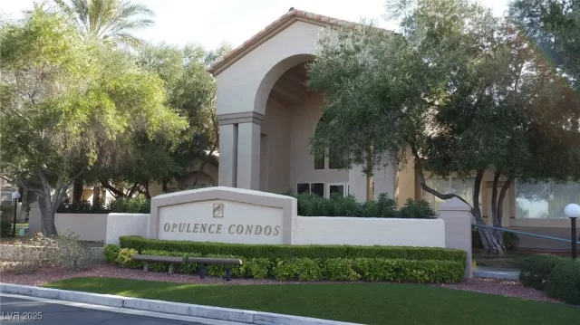 MLS: 2671179 Condo For Sale