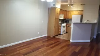 Photo #1: 2671179 Listing 