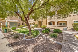 Photo #1: 2671187 Listing