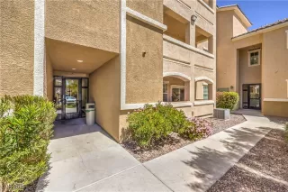 Photo #4: 2671187 Listing