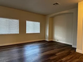 Photo #3: 2671216 Listing 