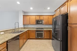 Photo #1: 2671258 Listing 