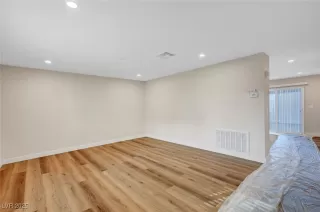 Photo #3: 2671263 Listing 