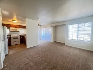 Photo #2: 2671275 Listing 