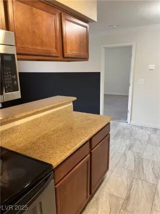 Photo #4: 2671286 Listing 