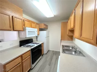 Photo #3: 2671295 Listing 