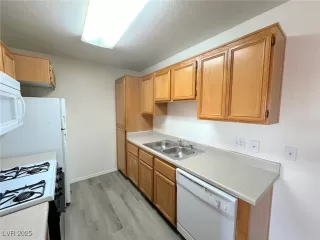 Photo #4: 2671295 Listing 