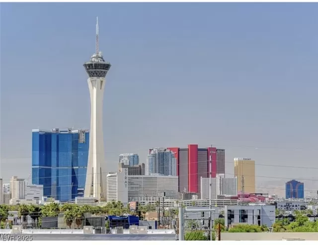 MLS: 2671298 Condo For Sale