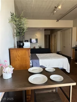 Photo #4: 2671298 Listing 