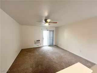 Photo #2: 2671304 Listing 