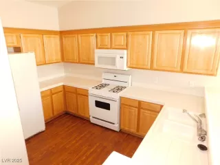Photo #2: 2671367 Listing 