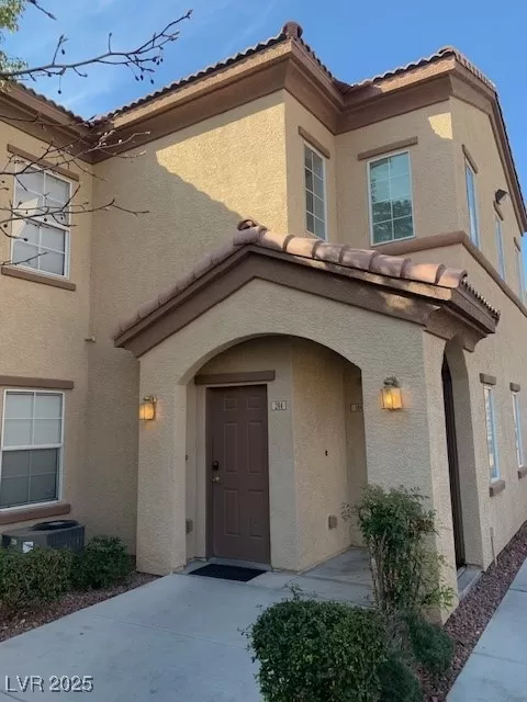 MLS: 2671368 Condo For Sale