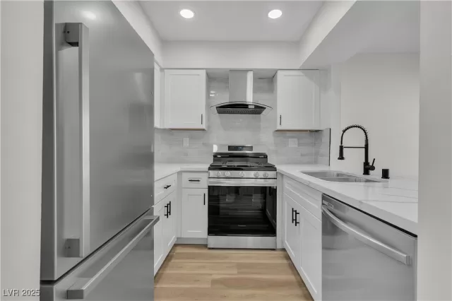 MLS: 2671376 Condo For Sale